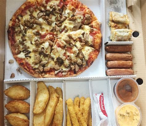 What's the pizza hut minimum for delivery or carryout? Pizza Hut Delivery (PHD), Wiyung, Surabaya - Lengkap: Menu ...