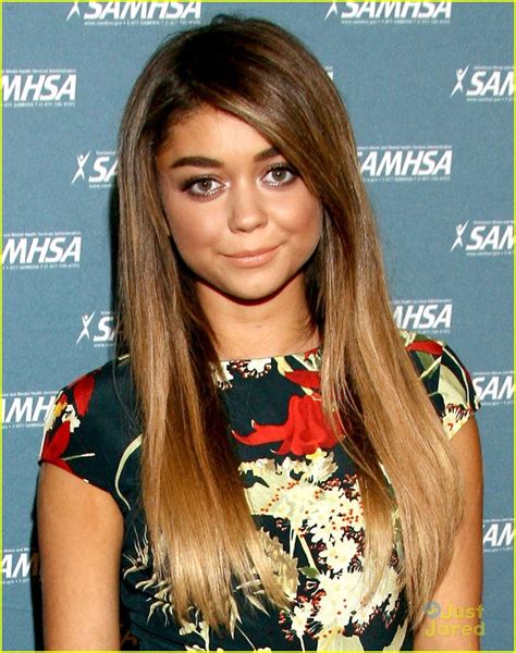 Full Sized Photo Of Sarah Hyland Shows Off New Long Hair At Voice