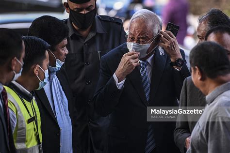 Najib Rosmah Hadir Perbicaraan Kes Di Mahkamah