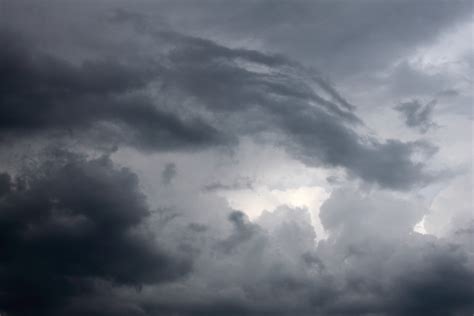 Gambar Alam Langit Melihat Suasana Cuaca Gumpalan Awan Guntur