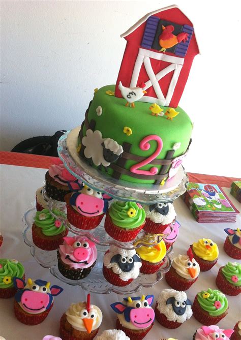 Barnyard Animal Mini Cake And Cupcakes Boy Birthday Parties 2 Year