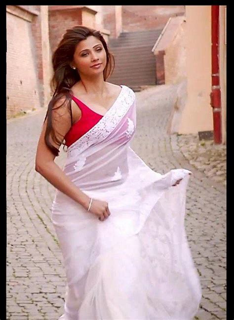 Daisy Shah Sizzles In Her Sexy Saree Designed By Manish Malhotra Exclusive Pictures Revealed