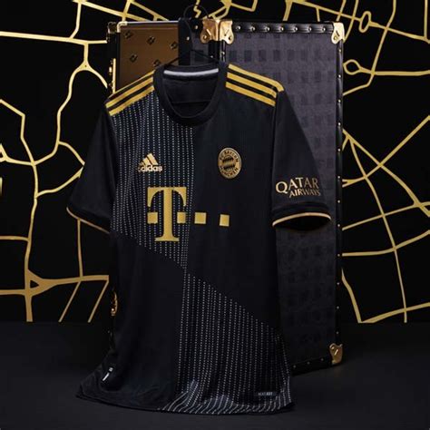 Sale Bayern Black Kit In Stock