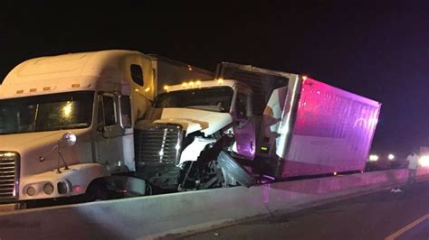 I 35 Reopens After Multiple Tractor Trailers Crash