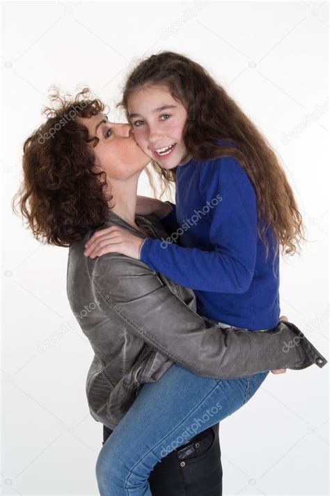 Mom Girls Kissing Telegraph