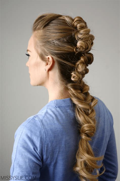 knotted mohawk braid