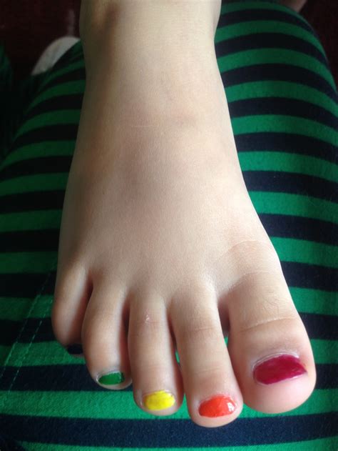 Fun Idea For Little Girls Toes