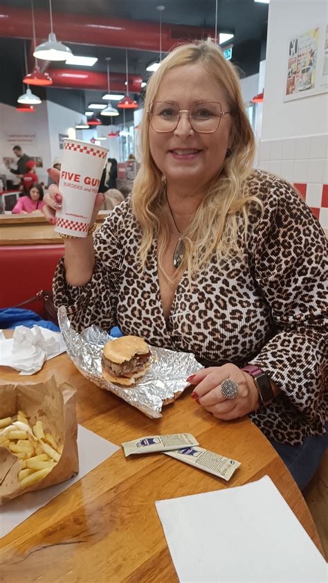 NudeChrissy On Twitter 5guys In London Https T Co BXI4vcmPeo Twitter