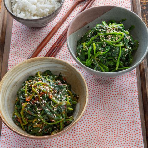 Korean Spinach Side Dish Sigeumchi Namul Beyond Kimchee