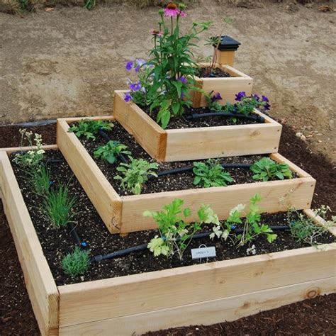 Gardening without a garden or gardening in a restricted space gives us a lot of delight to the sharp gardener as having a gigantic plot of ground front smart thoughts for small gardens. Simple Vegetable Garden Ideas At Home