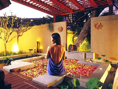 Phuket Massage Parlors From Cheap Thai Massages To Luxury Spas