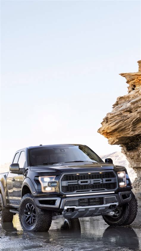 Ford F 150 Raptor 2 Wallpapers