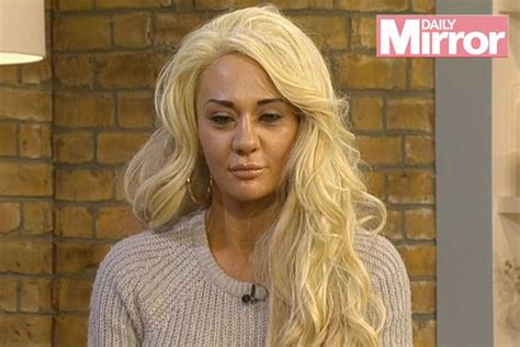 Glamour Model Josie Cunningham Tweets She Is Being Blackmailed Over