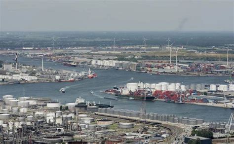 Check spelling or type a new query. Antwerp Port In Full Sustainable Transition