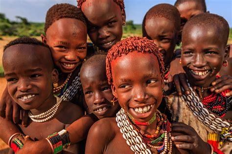 Eine Gruppe Von Glückliche Kinder In Afrika Naher Osten Und Afrika