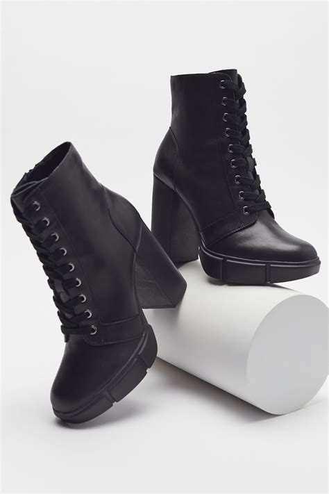 Steve Madden Region Lace Up Boot Urban Outfitters Singapore