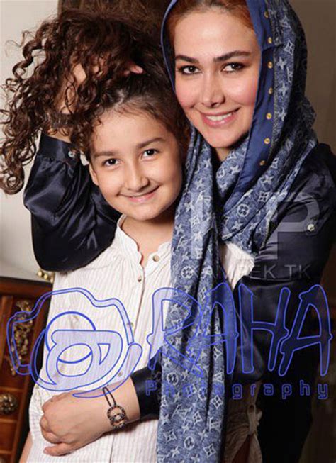 عکس آنا نعمتی همراه دخترش
