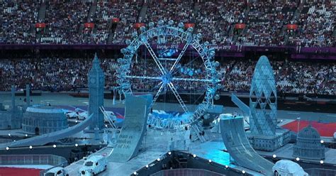 Closing Ceremony London Olympics High Quality Images