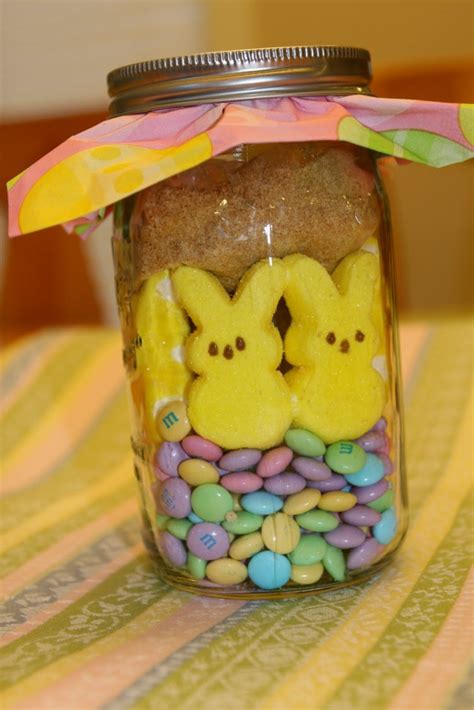 Whether you buy them in a store and use them as a decoration or you craft them by yourself, the baskets have a very special charm. 16 Inspirational DIY Easter Crafts - BeautyHarmonyLife