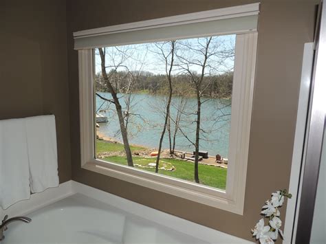 This Lake Konstanz Home In Innsbrook Mo Even Has A View From The Tub