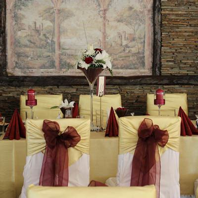 Tak ada salahnya kalau anda simak tips dan rekomendasinya berikut ini! Inilah daftar jasa Dekorasi wedding murah di Tasik sewa tenda dan paket pernikahan