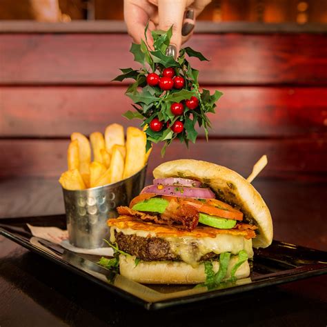 Red Robin Gourmet Burgers And Brews