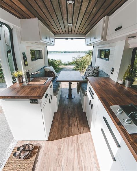 17 Van Design And Decoration Ideas For Living On The Road Extra Space