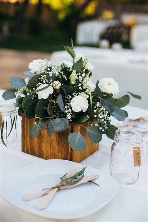 Top 15 White And Greenery Wedding Centerpieces For 2018