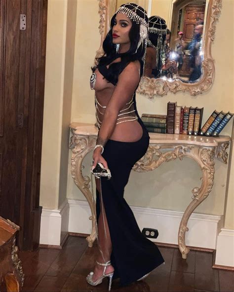 Reality Tv Star Joseline Hernandez Dress To Promote Her Reality Show Leaves Little To The