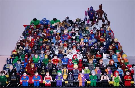 all 163 lego super hero minifigures in one picture quick before they release another one