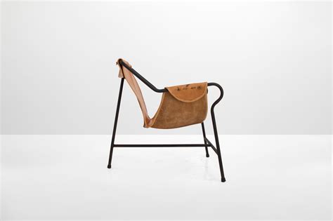 Lina Bo Bardi Tripé Chair Side Gallery