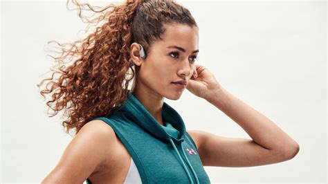Your Sweat Is No Sweat For The Aftershokz Aeropex Bone Conduction