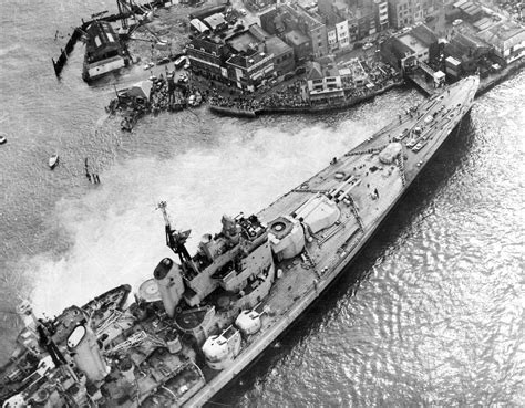 17 Photos Remembering The Royal Navys ‘last Battleship Hms Vanguard
