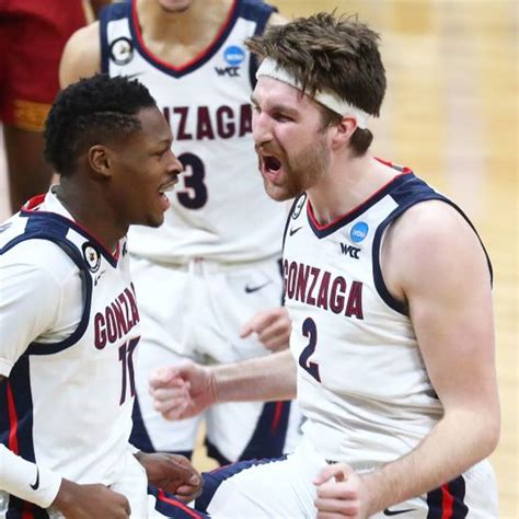 Gonzaga Heavy Betting Favorites Baylor A Distant Second To Win Mens
