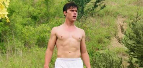 Finn Wittrock Finn Wittrock Shows Off His Hot Body While Going Shirtless In The N