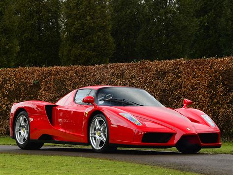 Enzo Ferrari Car Specs Photos