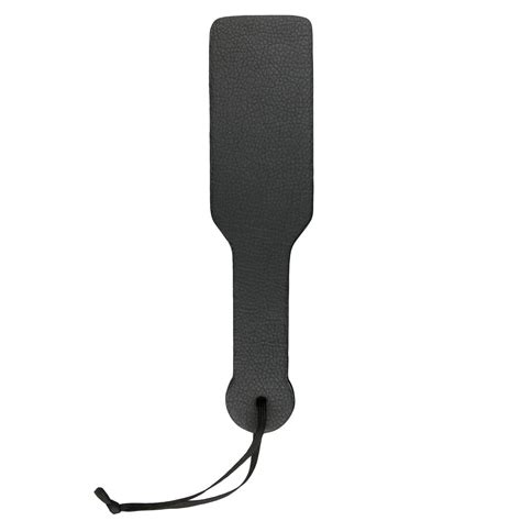 Черная шлепалка Spanking Paddle 325 см купить в Москве по цене