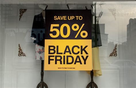 This Black Friday Stay Safe When Going To The Malls