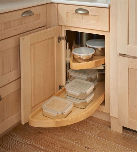 And was fitted with 17″ x 21 5/8″ x 3″ drawers. Storage Solutions at KraftMaid.com | Corner cabinet ...