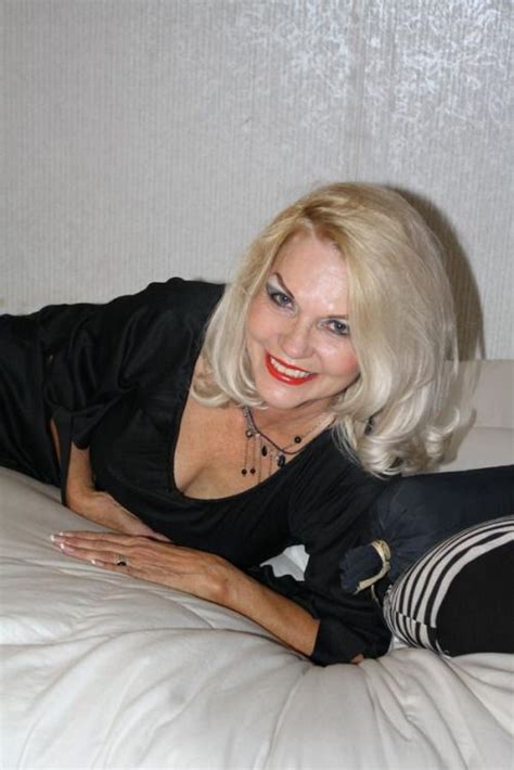 77 Best Mature Blondes Images On Pinterest Beautiful