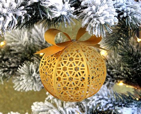 Making 3d Paper Christmas Ornaments With Cricut Free Svgs
