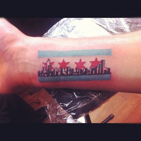 See more ideas about skyline tattoo, chicago tattoo, chicago skyline tattoo. Chicago flag and skyline | Chicago flag tattoo, Chicago ...