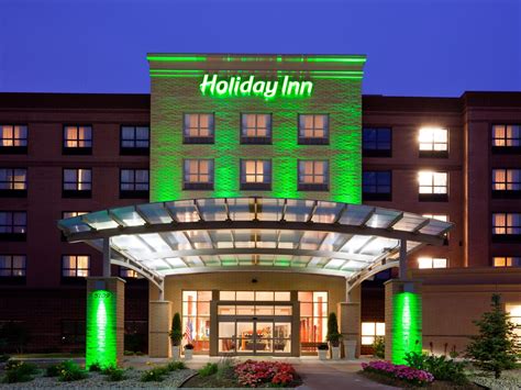 3 stars hotel holiday inn express calgary is good for a business, city trip vacation. IHG signs eight new Holiday Inn® & Holiday Inn Express ...