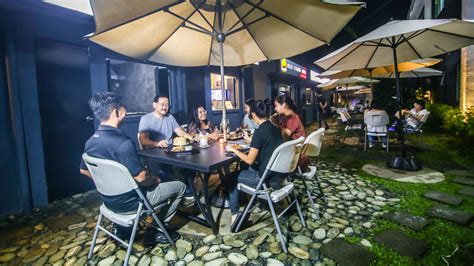 7 Food Parks Dining Spaces To Try In Metro Manila