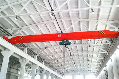 15 Years Fem Standard Overhead Cranes Manufactruer Zoke Crane