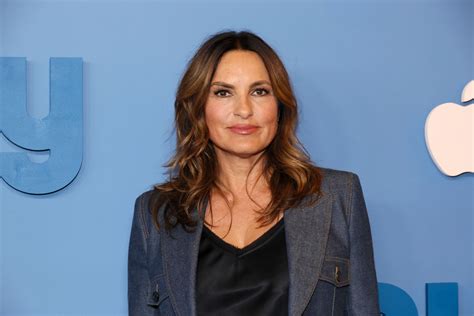 Mariska Hargitay Opens Up About Experience With Sexual Assault In Personal Essay Abc News