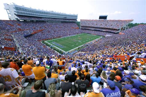 20 Biggest College Football Stadiums Page 9