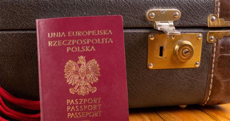 Jak Wyrobi Paszport W R Ile Kosztuje Wyrobienie Paszportu