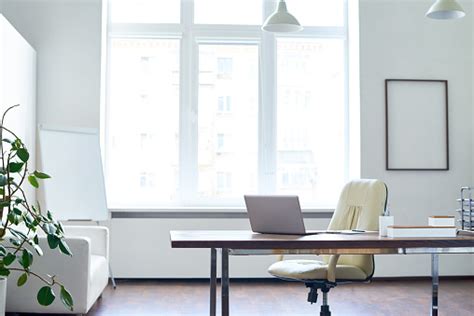 Download high resolution transparent stock photos from our collection of 42,000,000 stock photos. Empty Office Space Stock Photo - Download Image Now - iStock