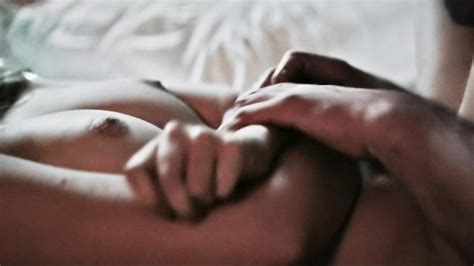 Imogen Poots Nude Frank Lola Pics Gif Video The Sex Scene